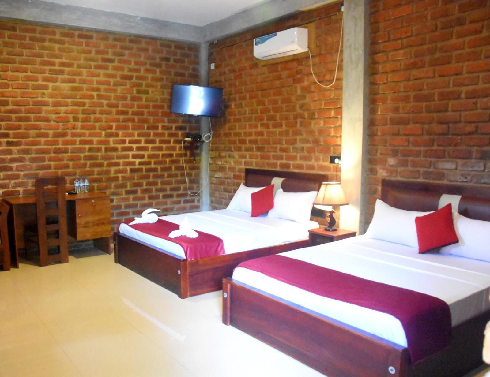 Ciel Star Anuradhapura Hotel Exterior foto